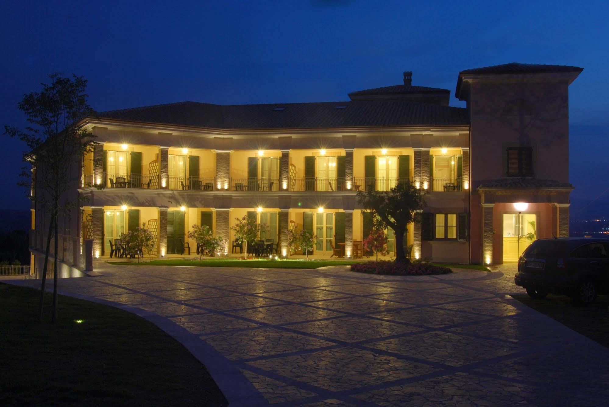 Incantea Resort Tortoreto Екстериор снимка