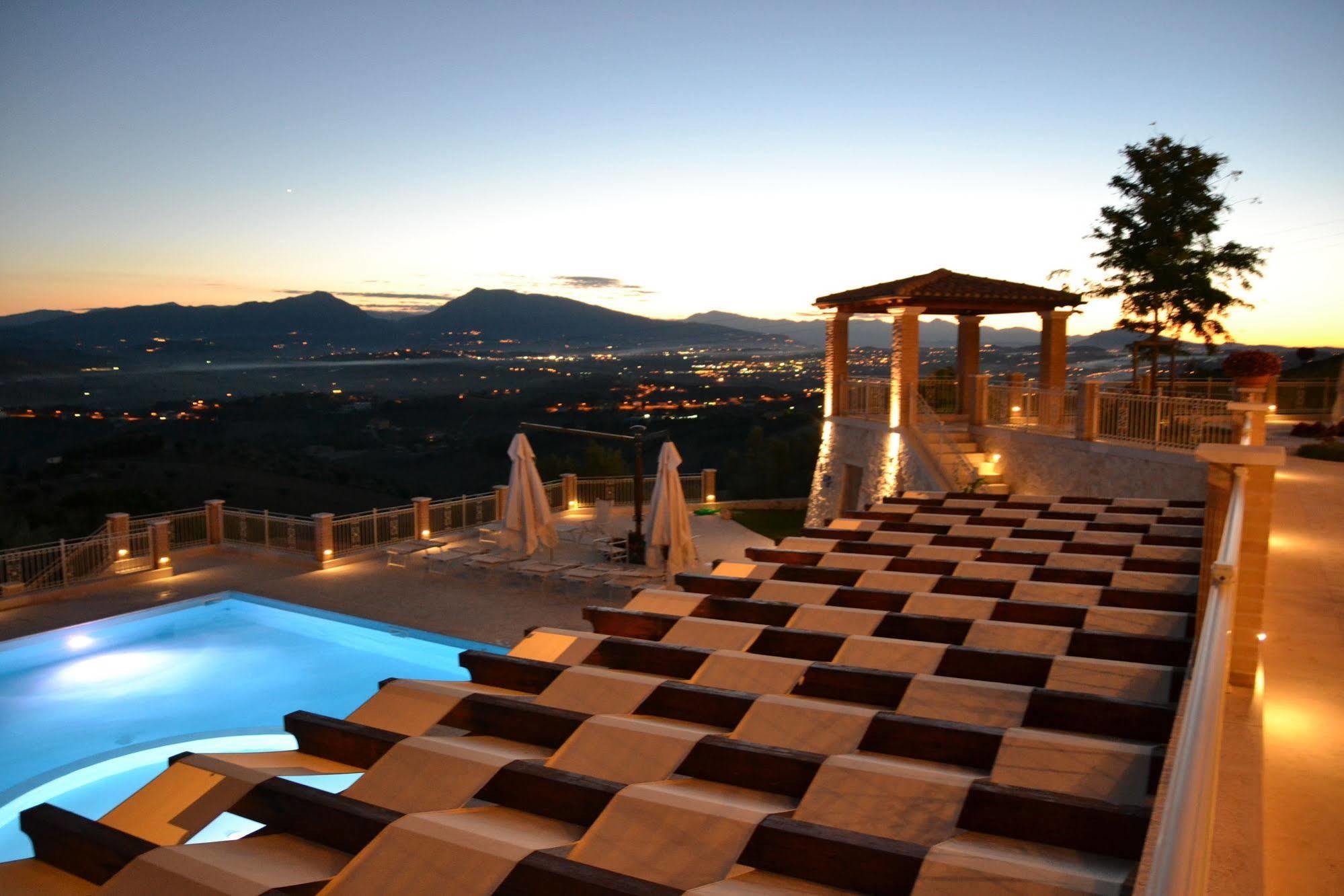 Incantea Resort Tortoreto Екстериор снимка