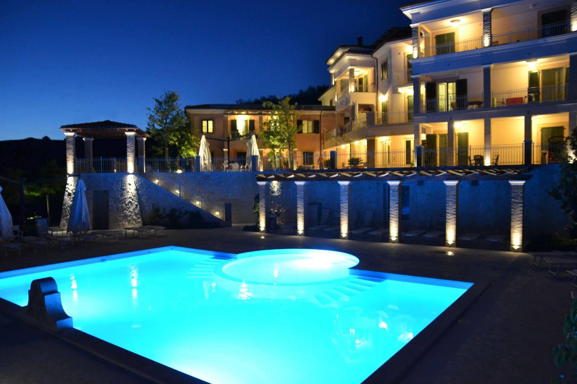 Incantea Resort Tortoreto Екстериор снимка