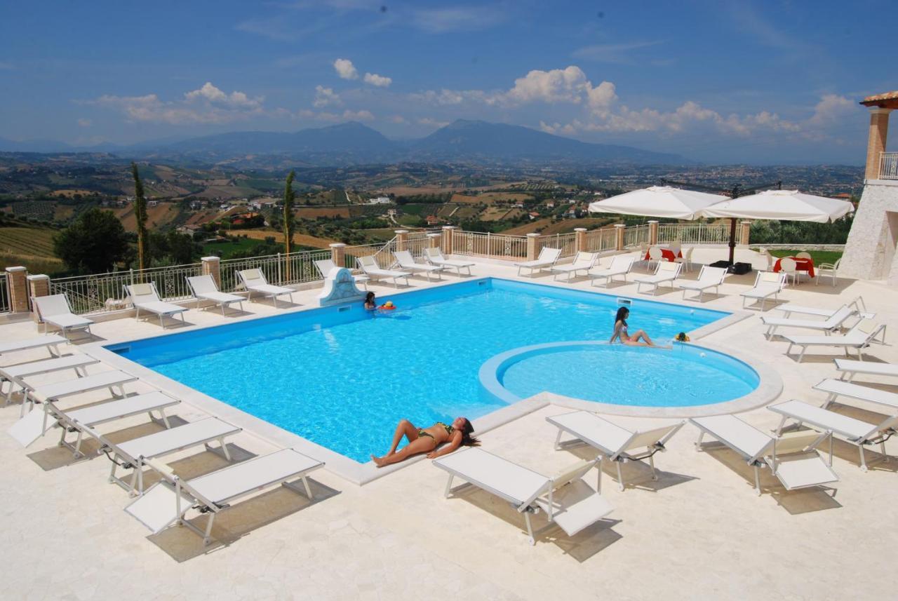 Incantea Resort Tortoreto Екстериор снимка